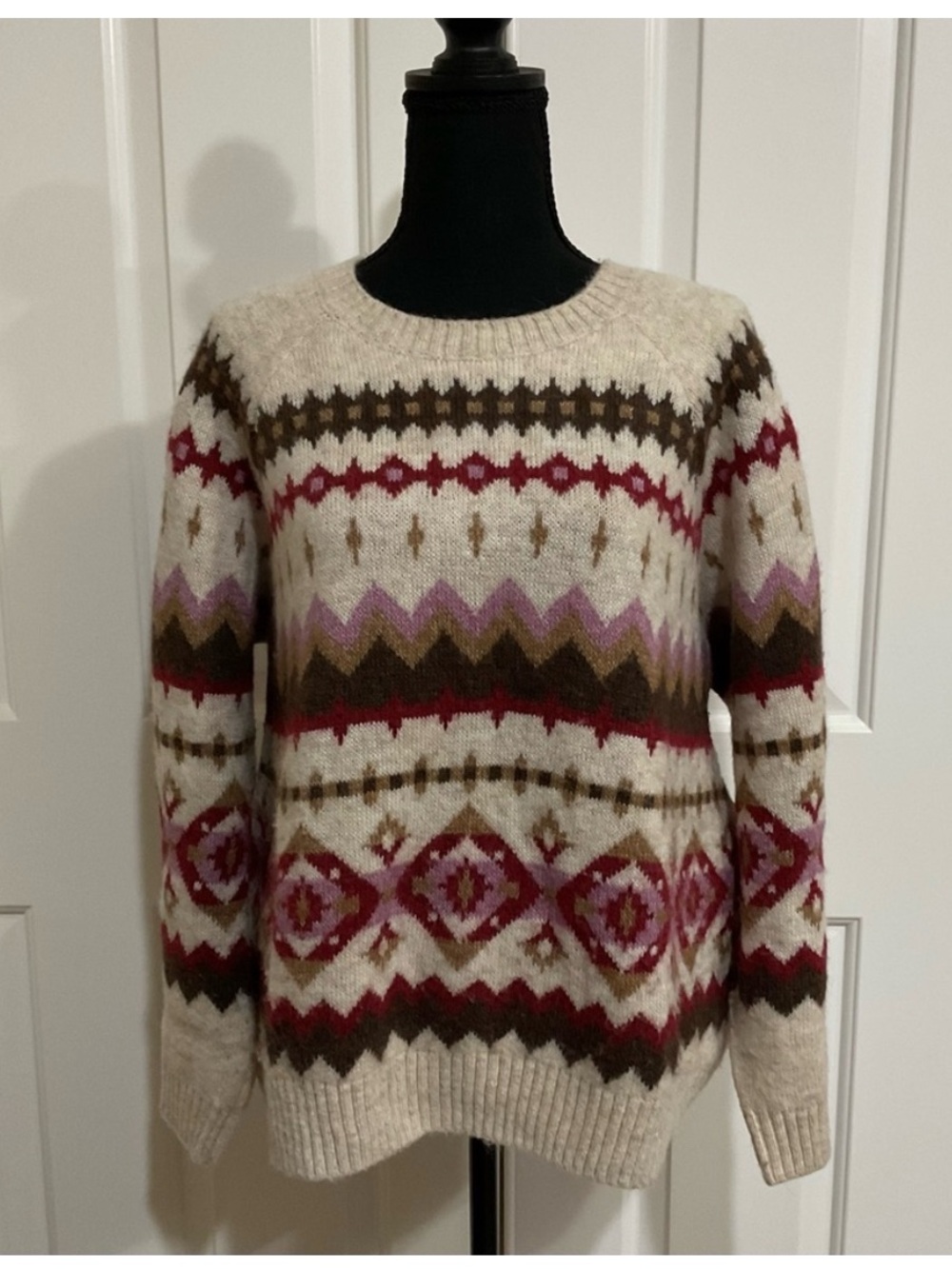 Old Navy Cream Fair Isle Crewneck Sweater with Pink and Olive Accents